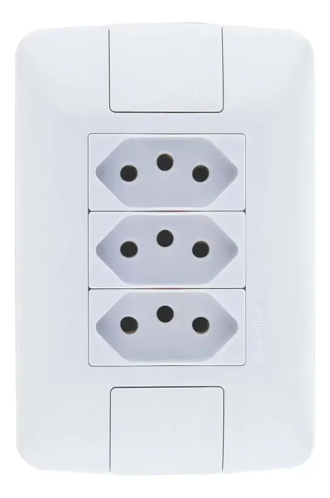 Tomada 4X2 Tripla 2 Polos + Terra 20A Tramontina Branco Aria 57241079